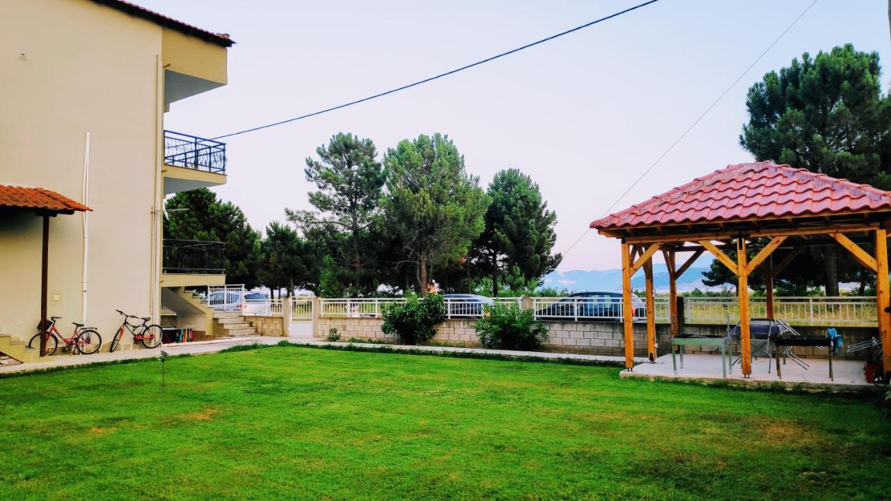Ourania Luxury Apartment Keramoti  Exterior photo