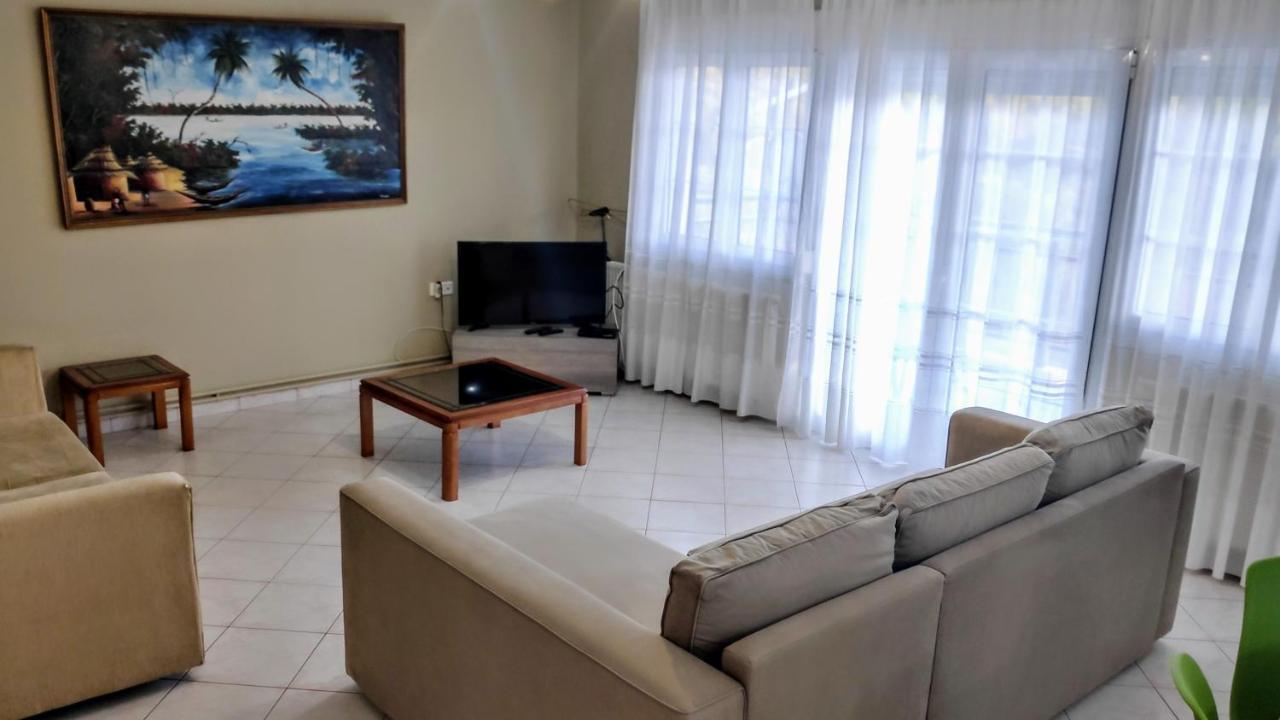 Ourania Luxury Apartment Keramoti  Exterior photo